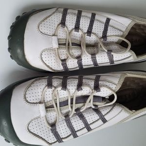 Privo size 6.5 white and grey casual sneaker shoe